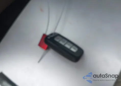 2012 Hyundai Genesis 3.8 z USA, uszkodzony, nr VIN KMHGC4DD3CU167620